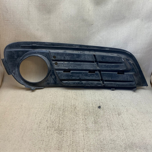 BMW 5 F10 Sis Far Çerçevesi 5111 7342411 En Uygun Oto Parça