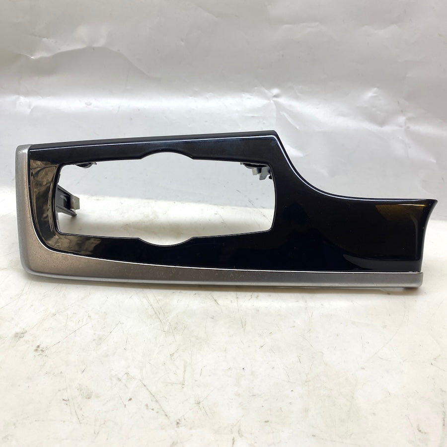 BMW 5 F10 Torpido Kaplama Trimi 528506-10