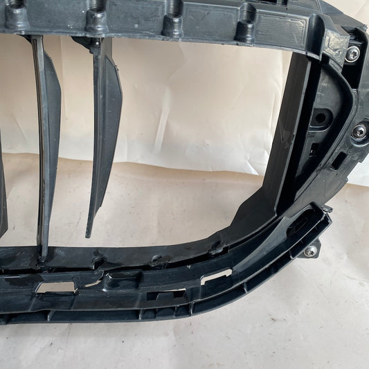 BMW 5 G30 Tampon Alt Hava Giriş Kanalı 187156-10 En Uygun Oto Parça