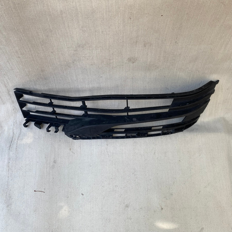BMW 5 G30/G31 Sis Far Çerçeve ve Izgara 150670 10