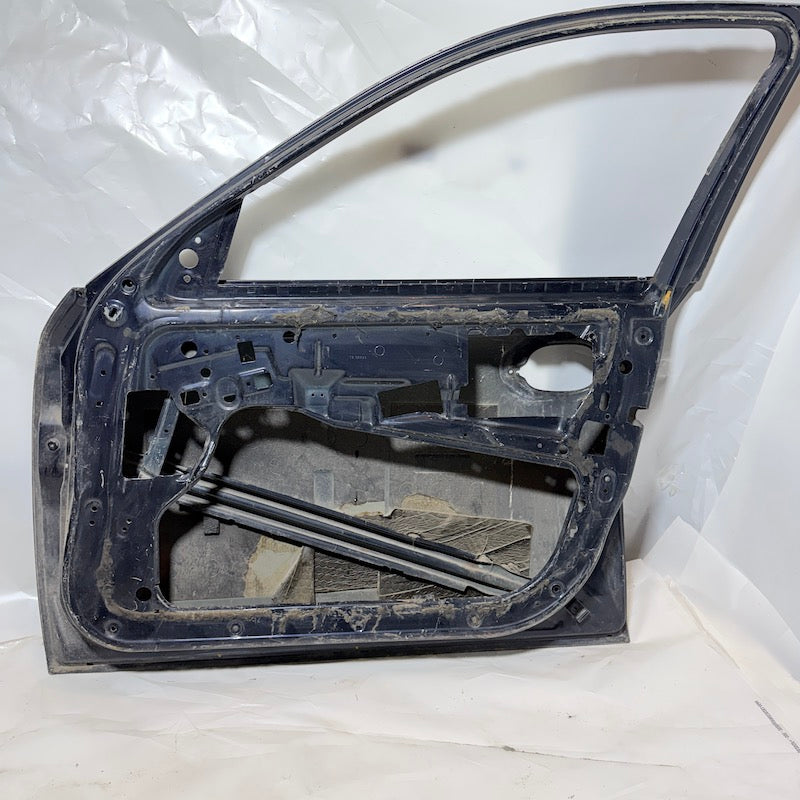 BMW 5 Serisi E60/E61 Sağ Ön Kapı 05-10 En Uygun Oto Parça