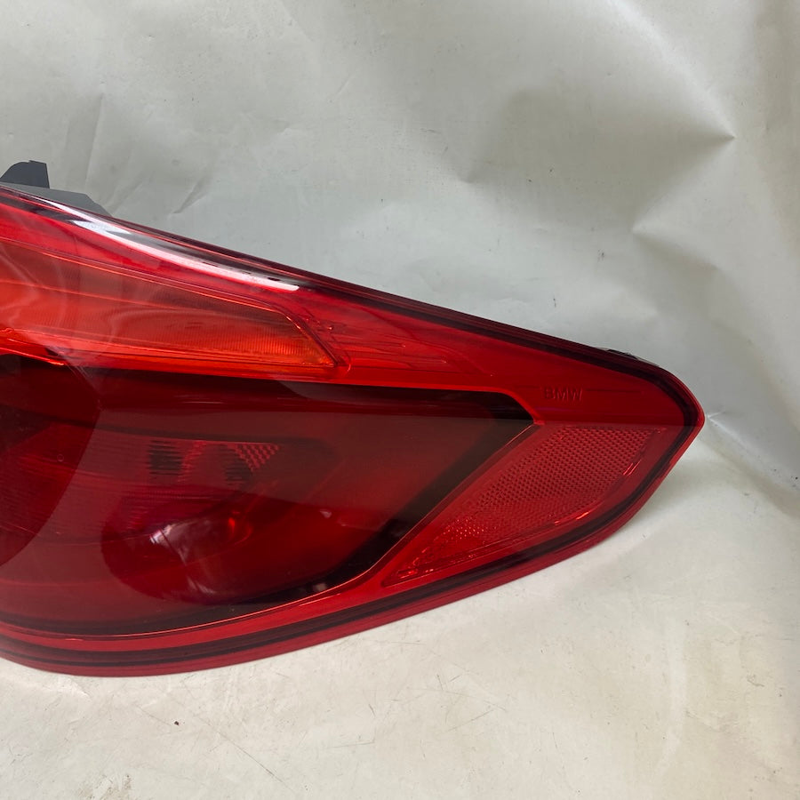 BMW 5 Serisi G30 Dış Stop Lambası 6321737464R/6321737463L 17-20