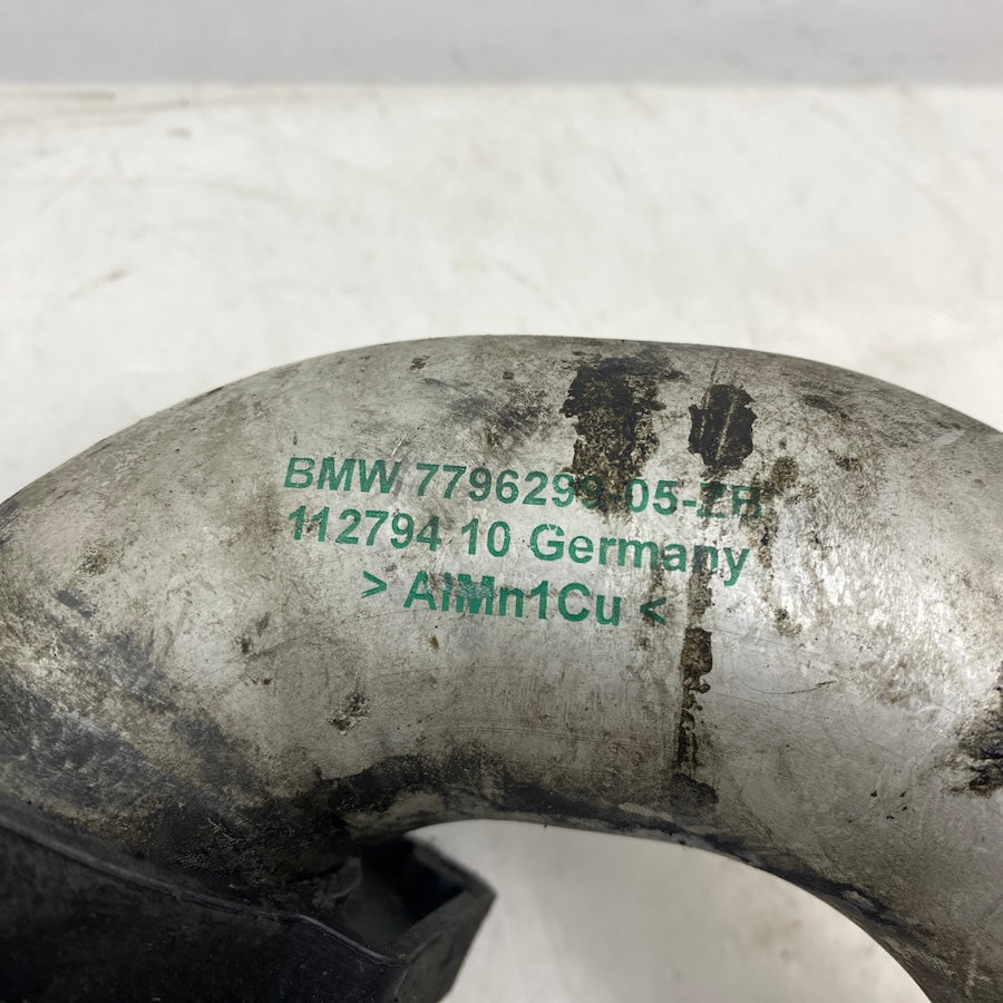 BMW 7 E65 3.0D Interkol Turbo Emiş Borusu 7796299