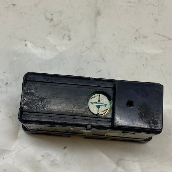 BMW E46 Dörtlü Flaşör Düğmesi 01-06