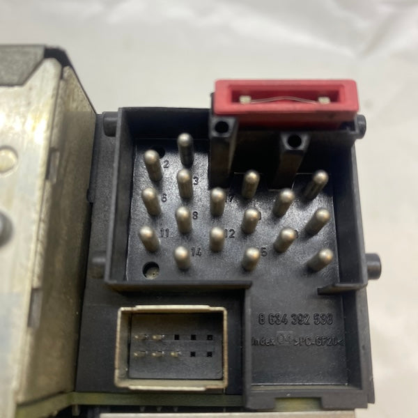 BMW E46 Radio Kaset Çalar 6512-6902661 02-06