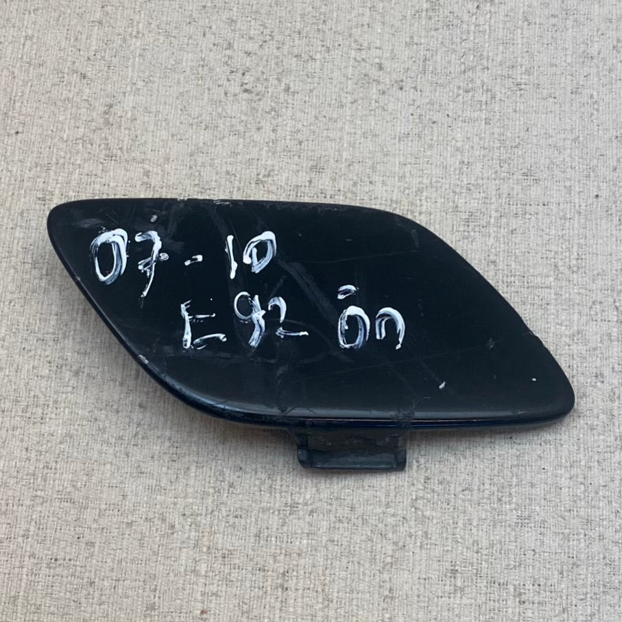 BMW E92 E93 Ön Tampon Çeki Demir Kapağı 51117128243