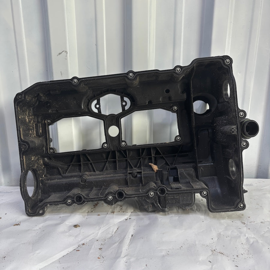 BMW F10 5 Kasa N20 Motor Külbütör Kapağı 1112 7588412 2011-2018 Orijinal Çıkma