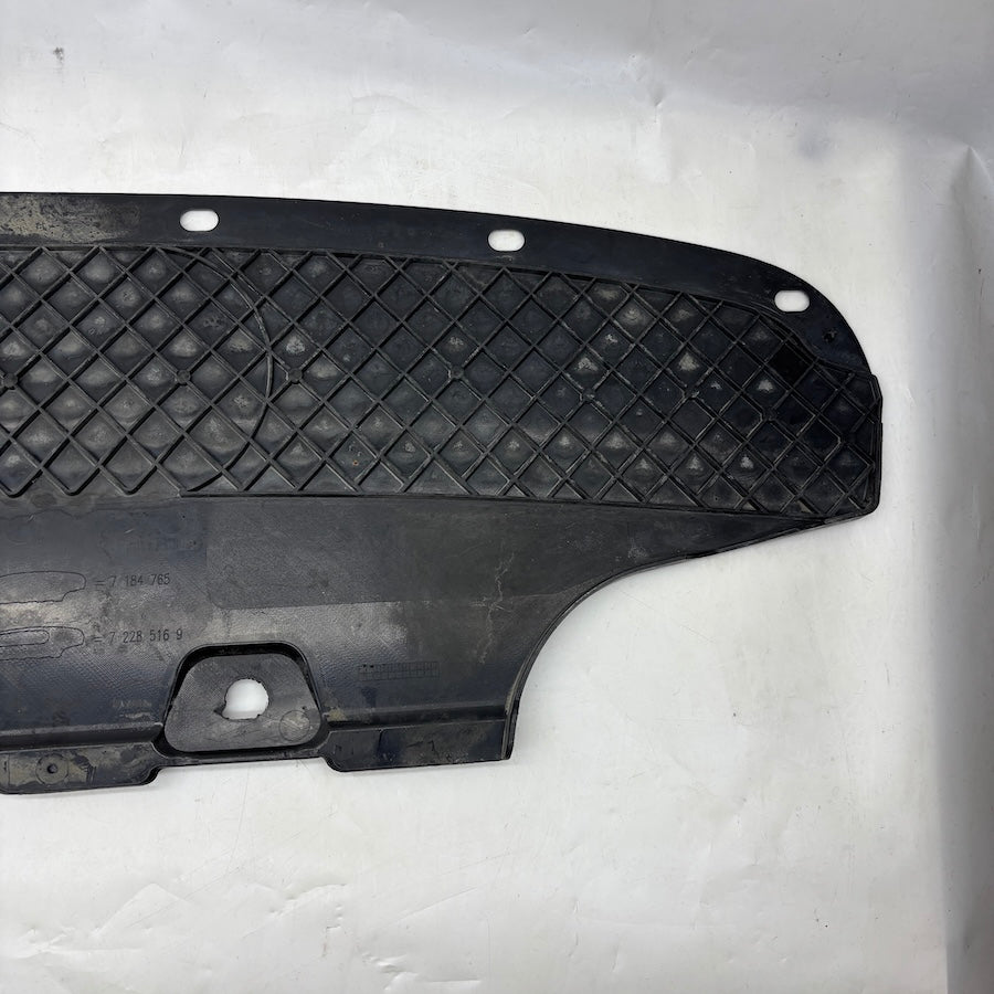 BMW F10 Arka Tampon Alt Deflektör 51127184765