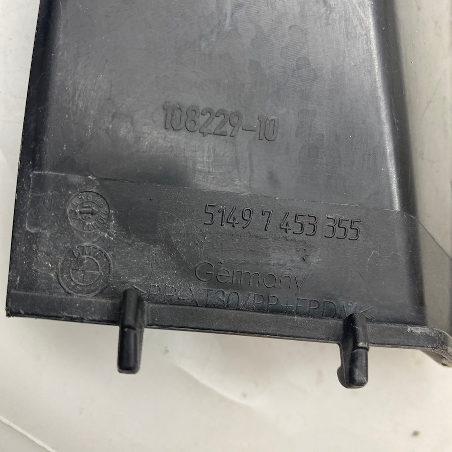 BMW F10 Bagaj Su Oluk Çıtası 51497453355