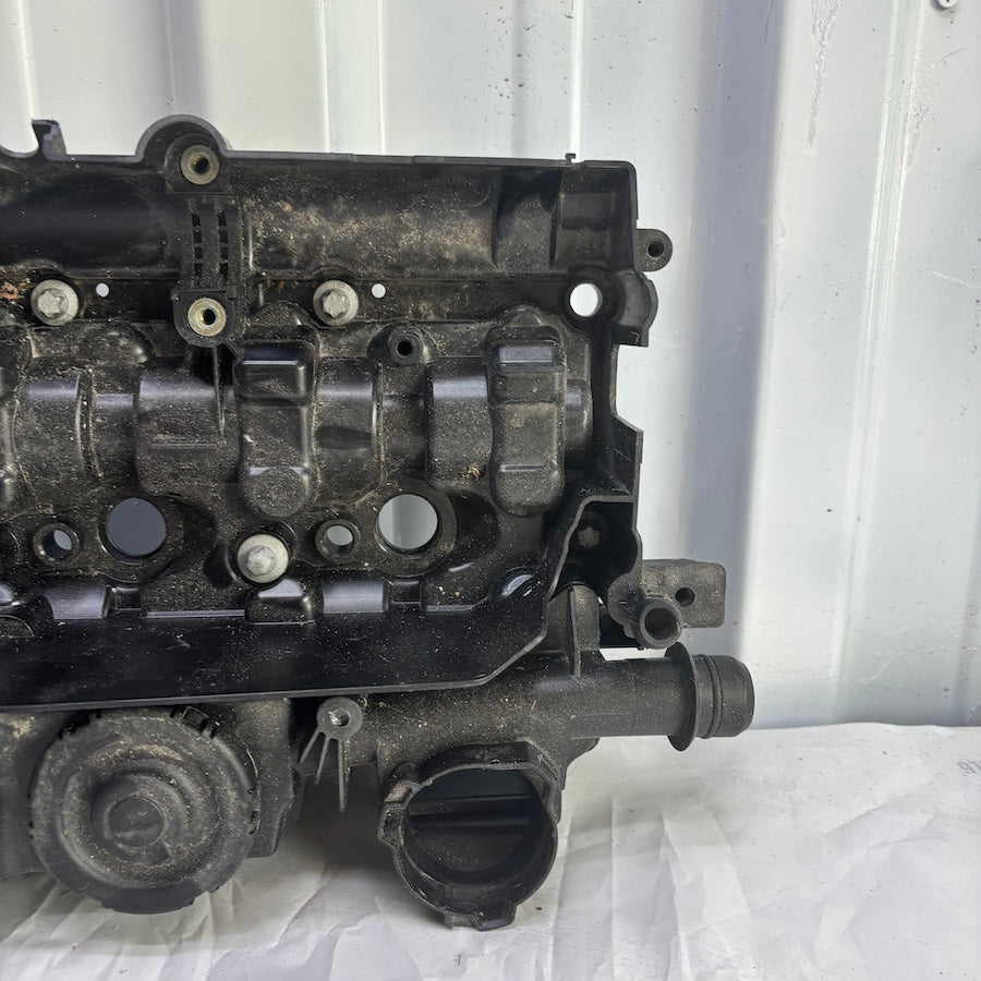 BMW F10 N47 Motor Külbütör Kapağı 1112 857082801 2011-2017 Orijinal ÇıkmaBMW F10 N47 Motor Külbütör Kapağı 1112 857082801 2011-2017 Orijinal Çıkma