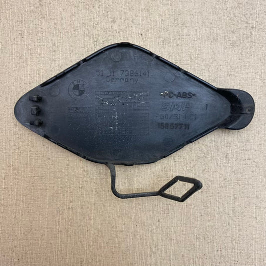 BMW F30 F31 LCİ 3 SERİSİ Ön Çeki Demir Kapağı 51117386141 7396141