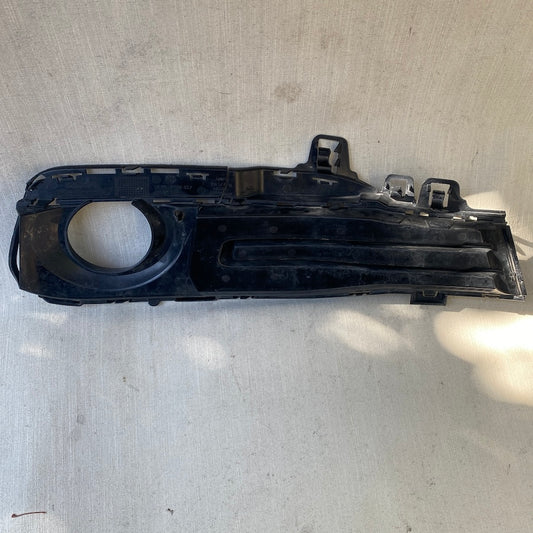 BMW F30 LCI Sis Far Kapağı 51117396857