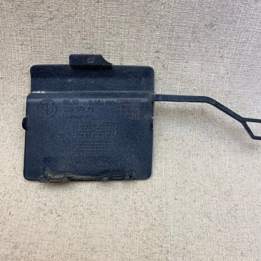 BMW F30 M Arka Çeki Demir Kapağı 51128054199 Orijinal