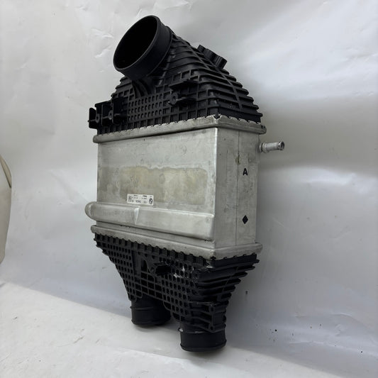 BMW M4 F82 Turbo Radyatörü Ara Soğutucu 1751784623506