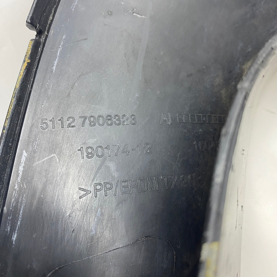 BMW M5 F10M 5 Arka Tampon Difüzörü 51127906323 - En Uygun Oto Parça