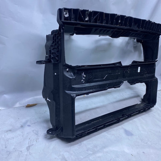 BMW X1 F48 Ön Maske 51741877981 16-22