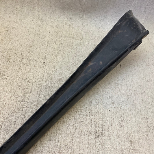 BMW X1 F48 Ön Cam Çıtası 5131-7350610