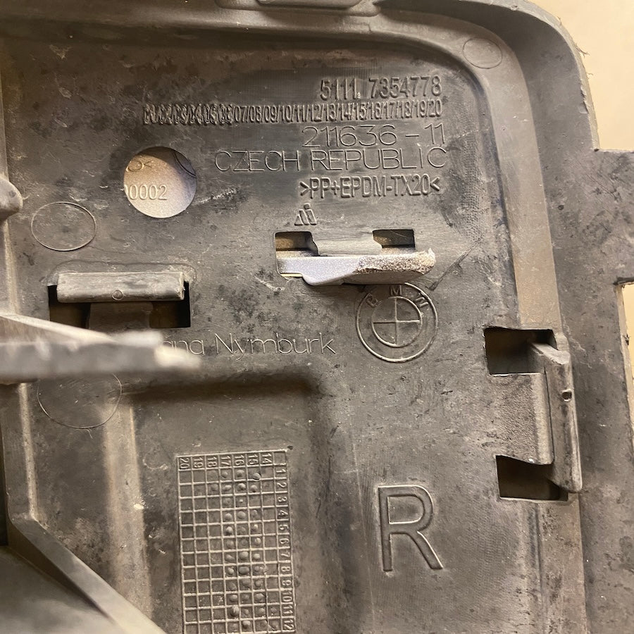 BMW X1 F48 Sis Far Kapağı Sağ 5111 7354778