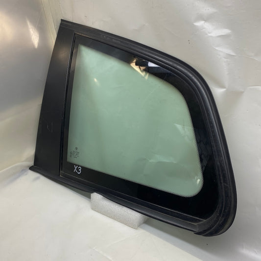 BMW X3 E83 Kelebek Camı 43R-00021