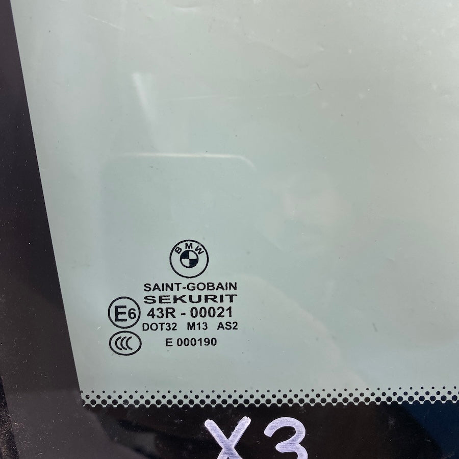 BMW X3 E83 Kelebek Camı 43R-00021
