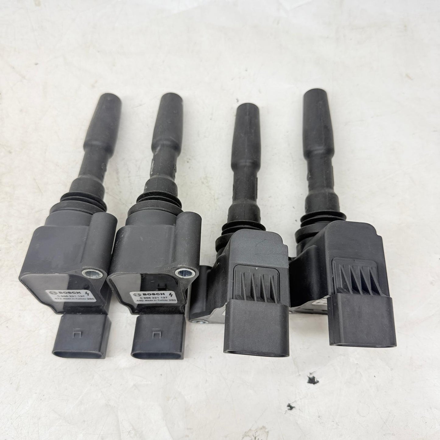 Bosch Bobin 1.5TSI TFSI Golf VII Octavia A3 0986221137 En Uygun Oto Parça