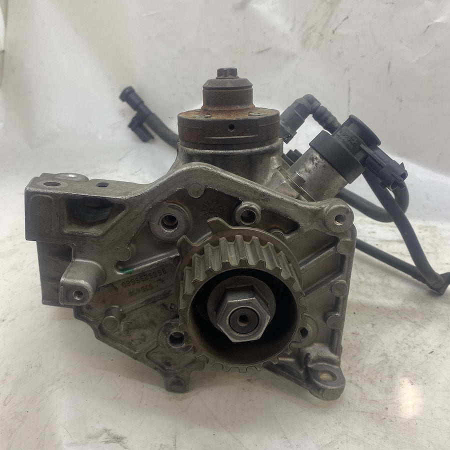 CITROEN / PEUGEOT 1.6 HDI 9HX Dizel Yakıt Pompası 9688499680