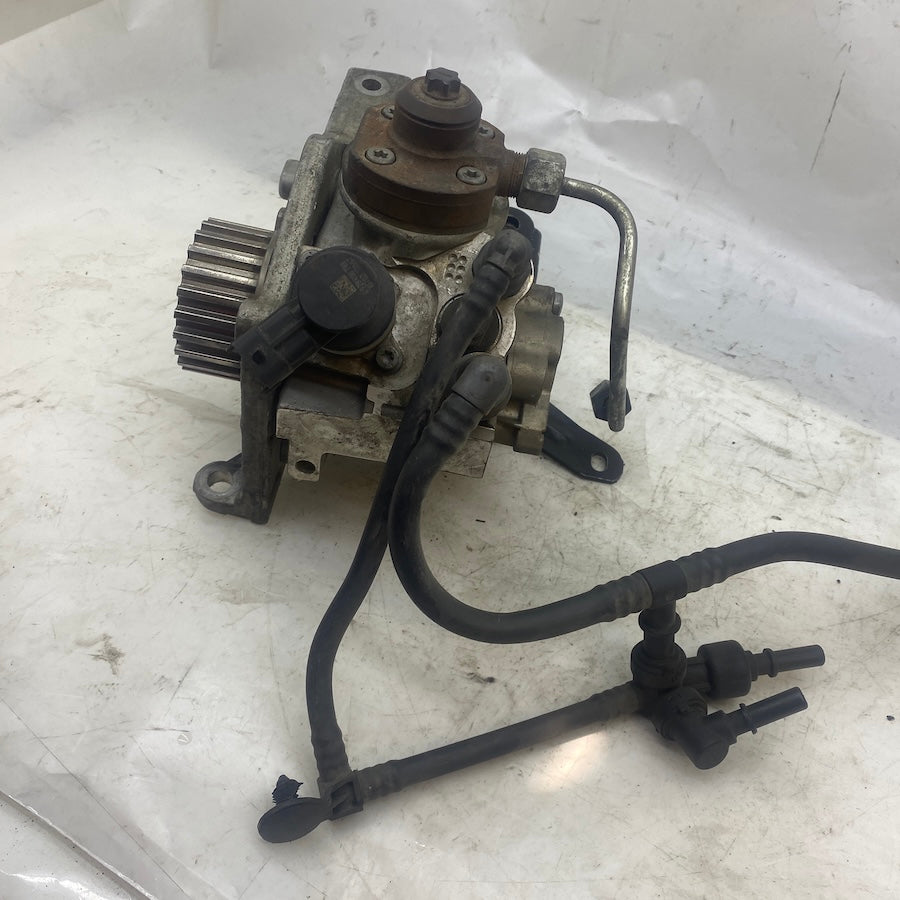 CITROEN / PEUGEOT 1.6 HDI 9HX Dizel Yakıt Pompası 9688499680