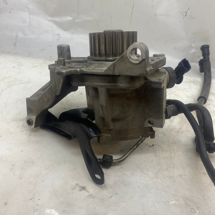 CITROEN / PEUGEOT 1.6 HDI 9HX Dizel Yakıt Pompası 9688499680