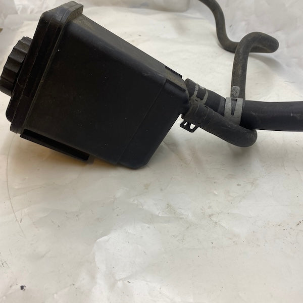 Chrysler 300C Direksiyon Yağ Dolum Kabı 04788345AC