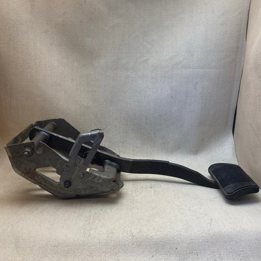 Chrysler 300C Fren Pedalı Orijinal
