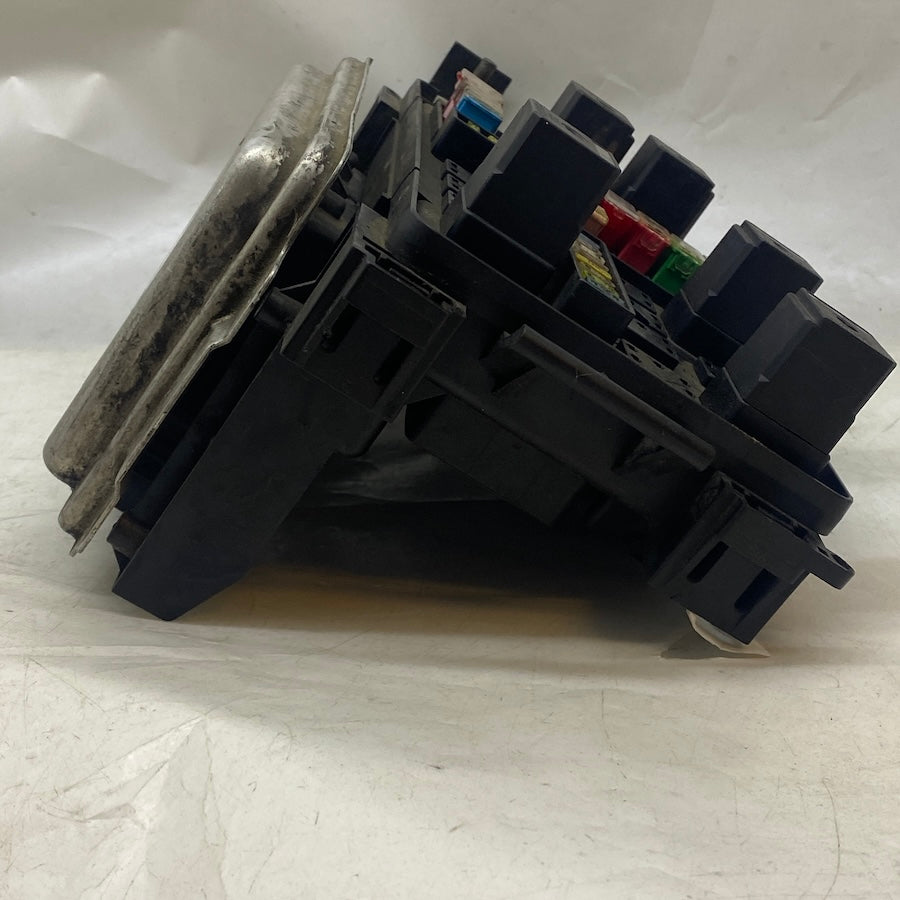 Chrysler 300C Konfor Beyni Sigorta Kutusu P04692230AF 06-10