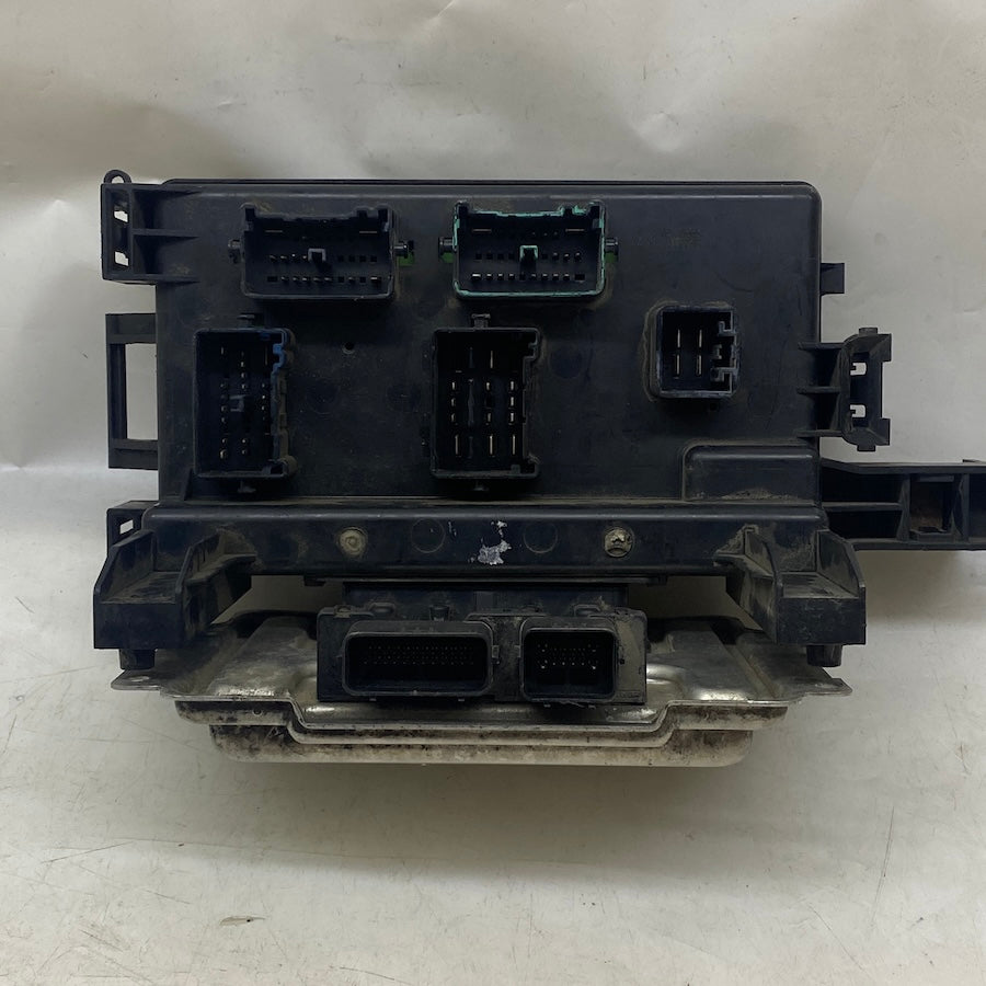Chrysler 300C Konfor Beyni Sigorta Kutusu P04692230AF 06-10