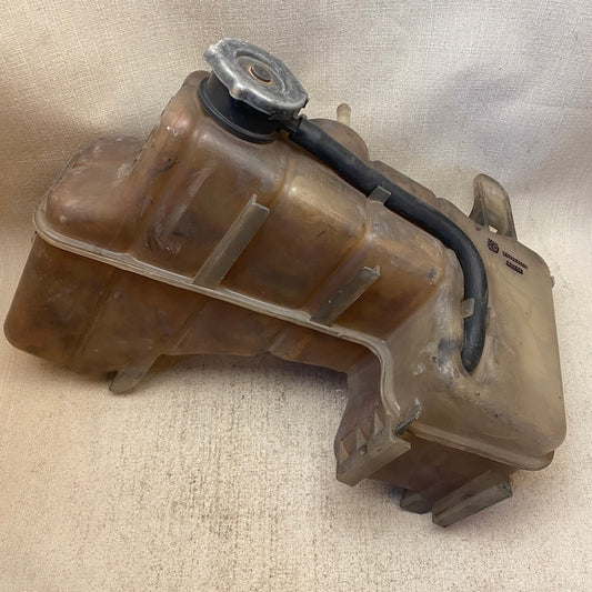 Chrysler 300C LX Su Genleşme Bidonu 04596466