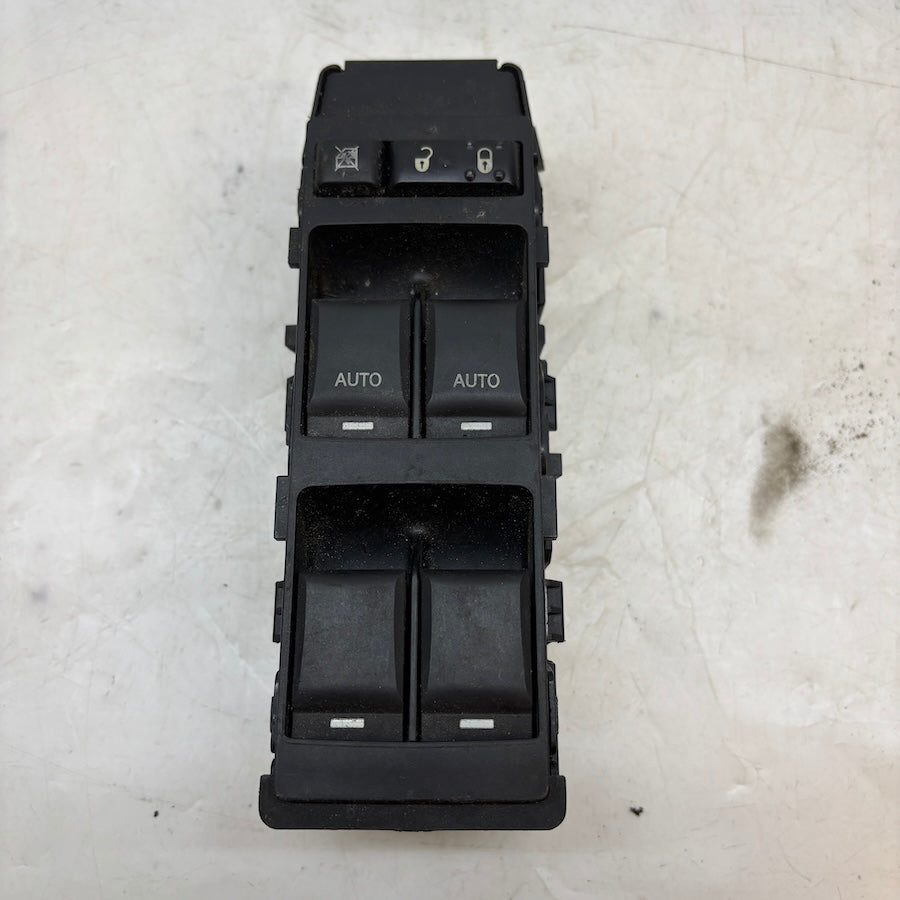 Chrysler 300C Sol Ön Kapı Cam Kontrol Düğmesi - 04600278LAA (2005-2010) Orijinal Çıkma