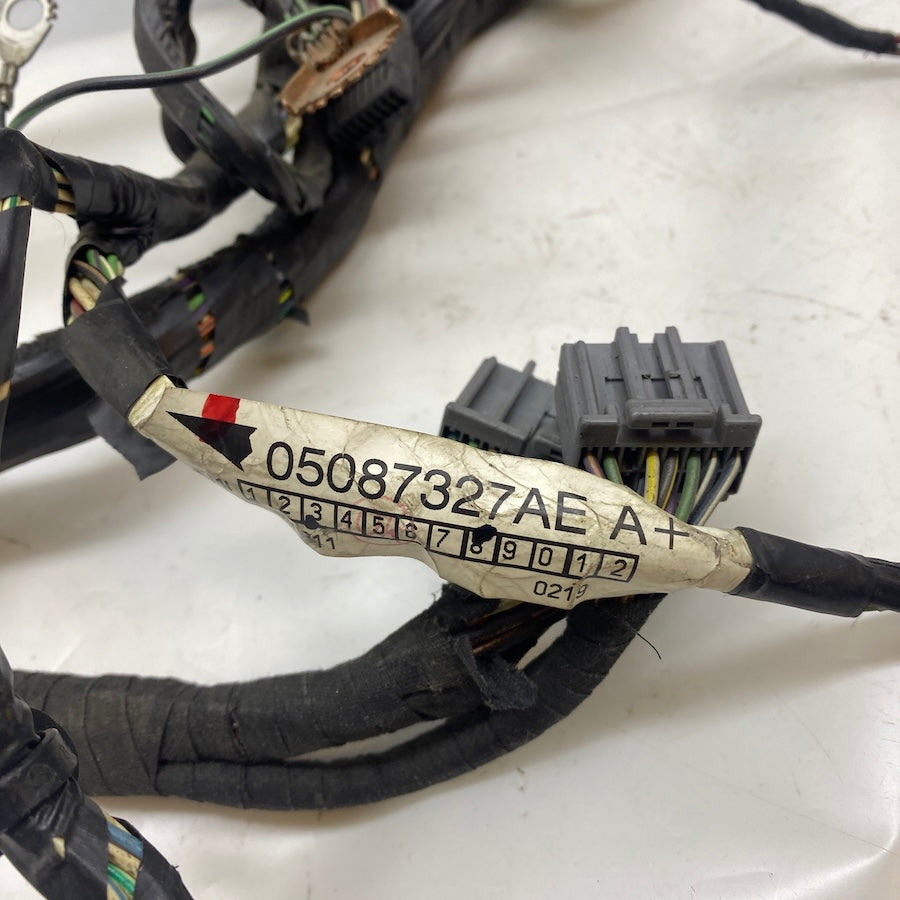 Chrysler 300 Gösterge Paneli Elektrik Tesisatı 16238AA