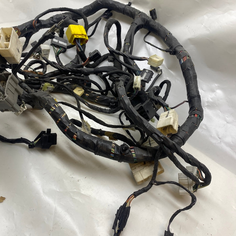 Chrysler 300C Gösterge Paneli Elektrik Tesisatı 16238AA