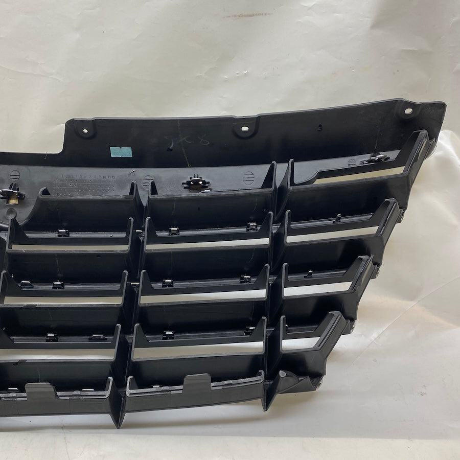 Chrysler Voyager Ön Panjur 04857804 AB