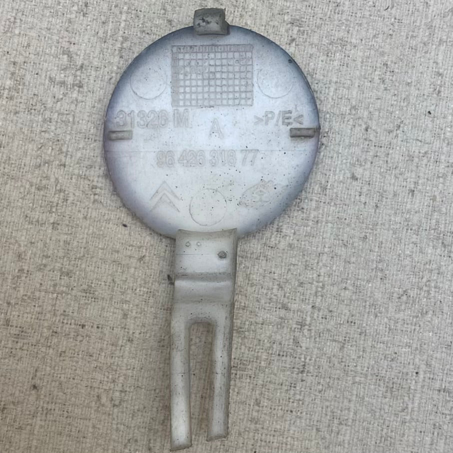 Citroen C3 MK1 Ön Tampon Çeki Demir Kapağı 9642631877