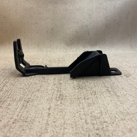 Citroen C4 Far montaj braketi 9649328780