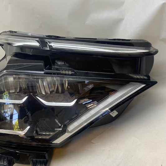 9830649280 kodlu Citroen C4X sağ ön far – çıkma ve sağlam aydınlatma parçası