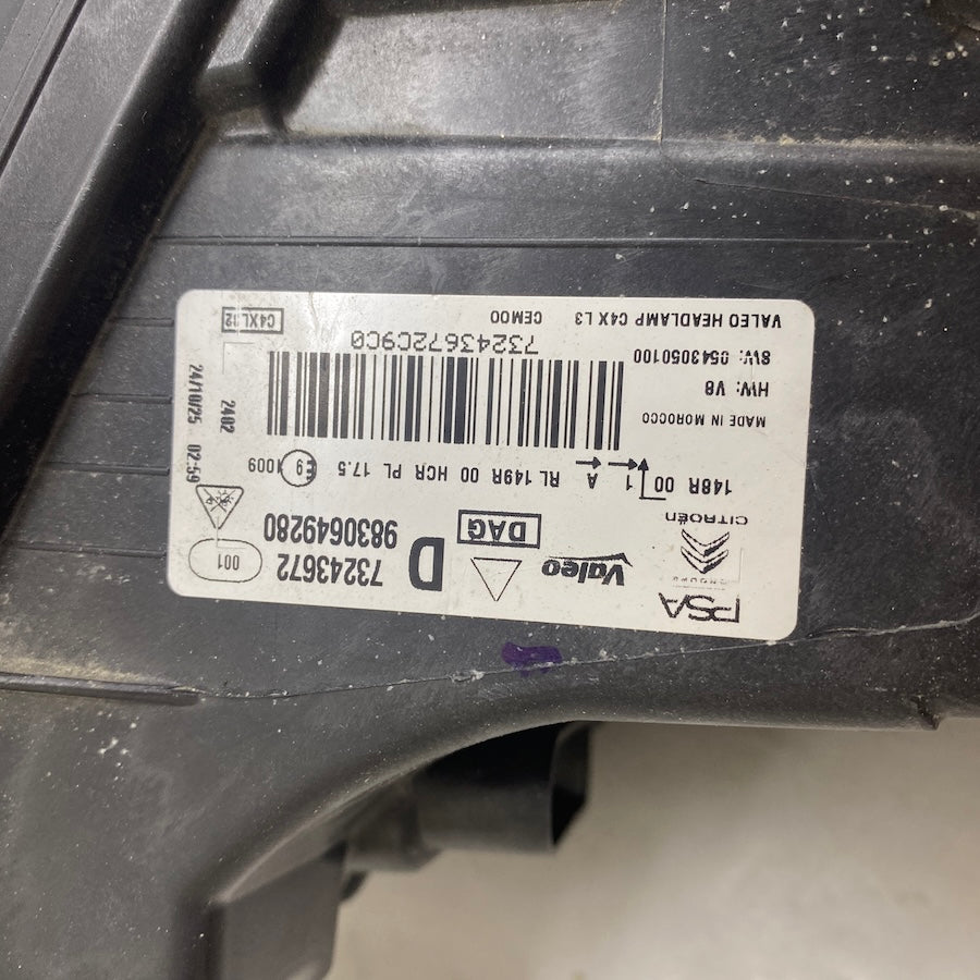 Citroen C4X Sağ Far 9830649280 Orijinal Çıkma 2019-2024