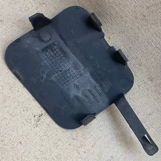 Dacıa Logan Ön Tampon Çeki Demir Kapağı 2008-2012 8200752814