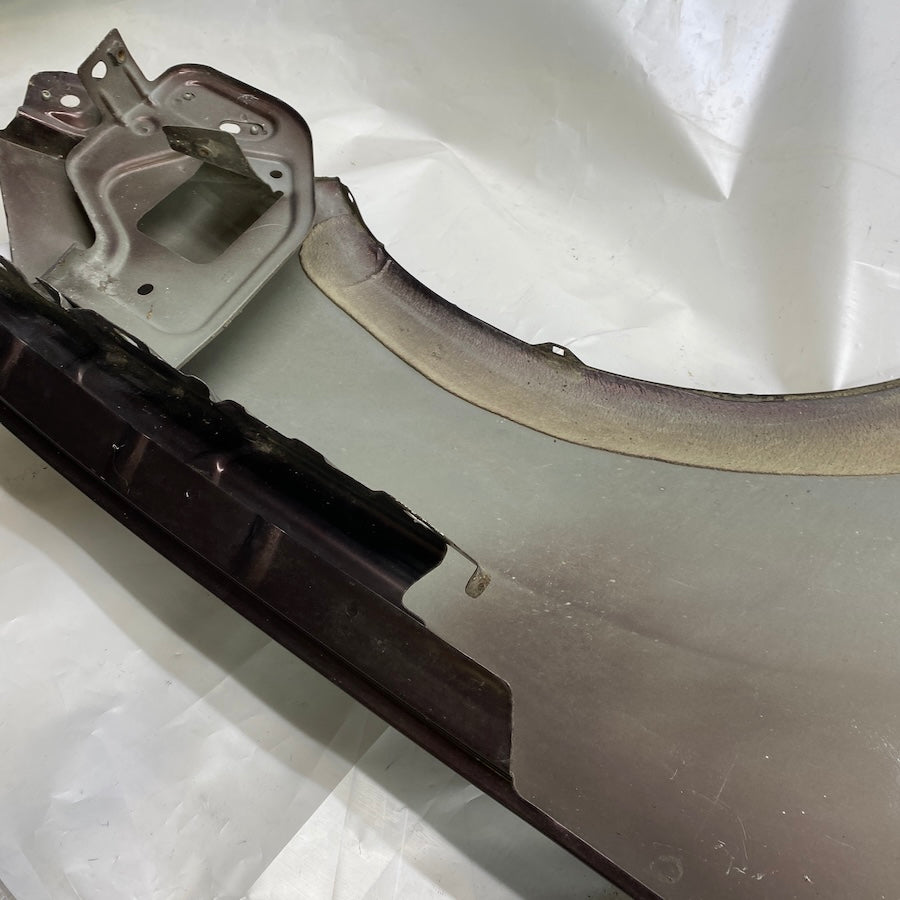 Dacia Sandero 2 Ön Çamurluk 631005522R Orijinal Çıkma 2013-2017