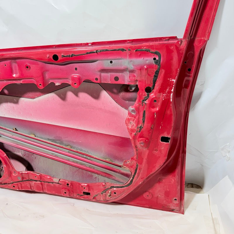 Daihatsu Cuore Sağ Ön Kapı En Uygun Oto Parça