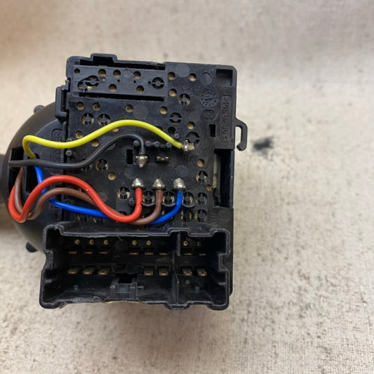 Duster Sandero 2 Dacia Valeo Sinyal Kolu E1109558