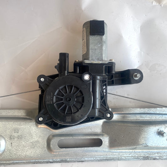 FIAT Egea Hb Arka Sol Cam Kriko ve Motoru GD-558LE