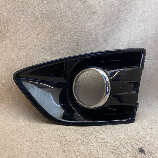 FORD C-MAX Sis Far Çerçevesi Sol Siyah AM51-R19953-C