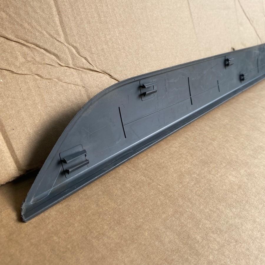 FORD Connect Arka Tampon Üst Kaplaması