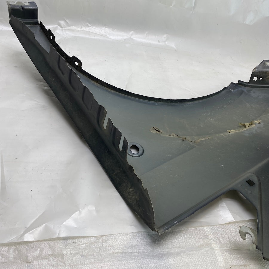 FORD Courier Ön Sağ Çamurluk 2014-2021 Orijinal Çıkma