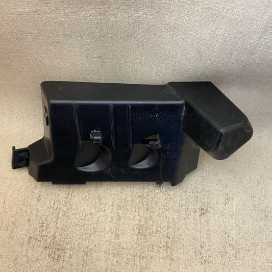 FORD Courier Ön Tampon Bağlantı Braketi Sağ ET76 17D958